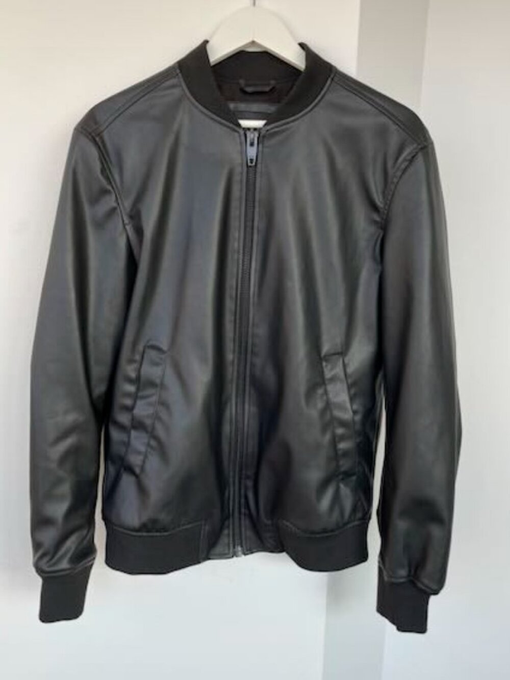 Zara Men’s Black Faux Leather Bomber Jacket Size Small NWOT